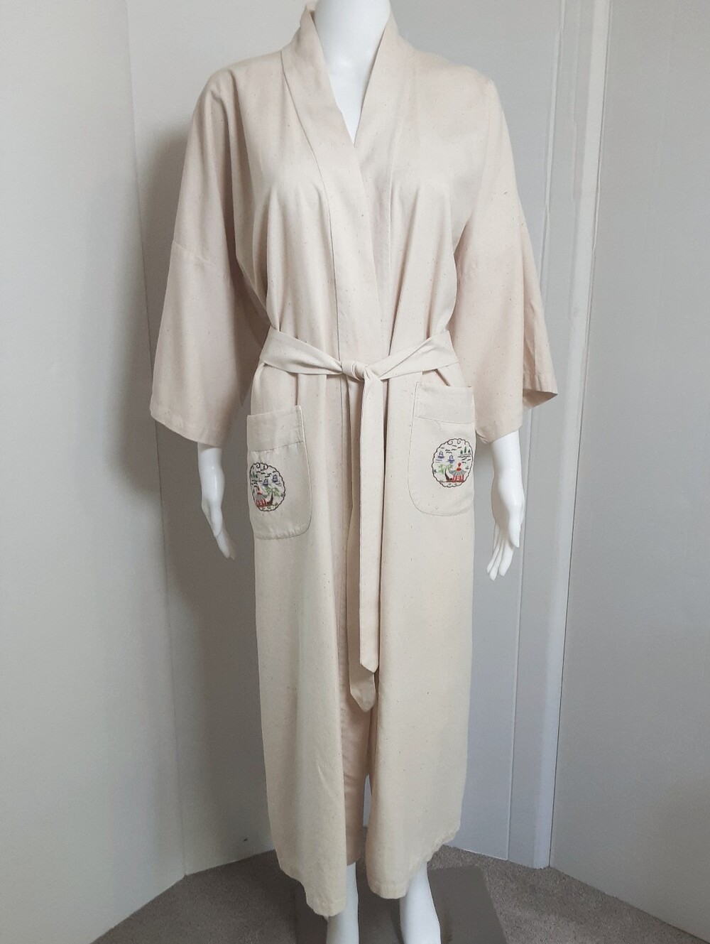 HEALTH Asian Chinese 100% Raw Silk Embroidered Kimono Unisex Robe Sz M 60's VTG
